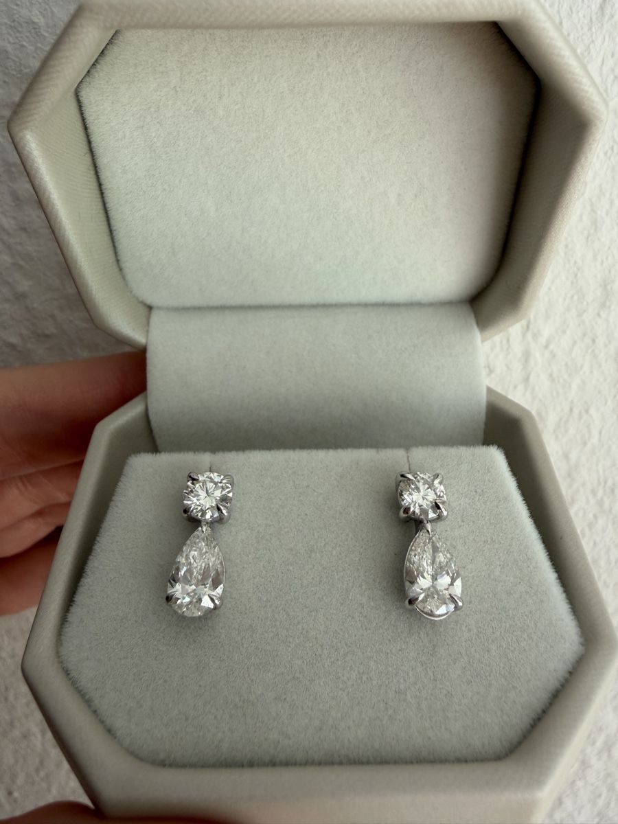 Orecchini pendenti & Orecchini a lobo: Diamant Ohrringe 2.4ct total – Nuovo (secondo la descrizione) da Zürich venduto da Pandainlondon