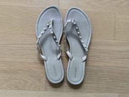 Graceland Sandalen, hellgrau mit Noppen, Grösse 38