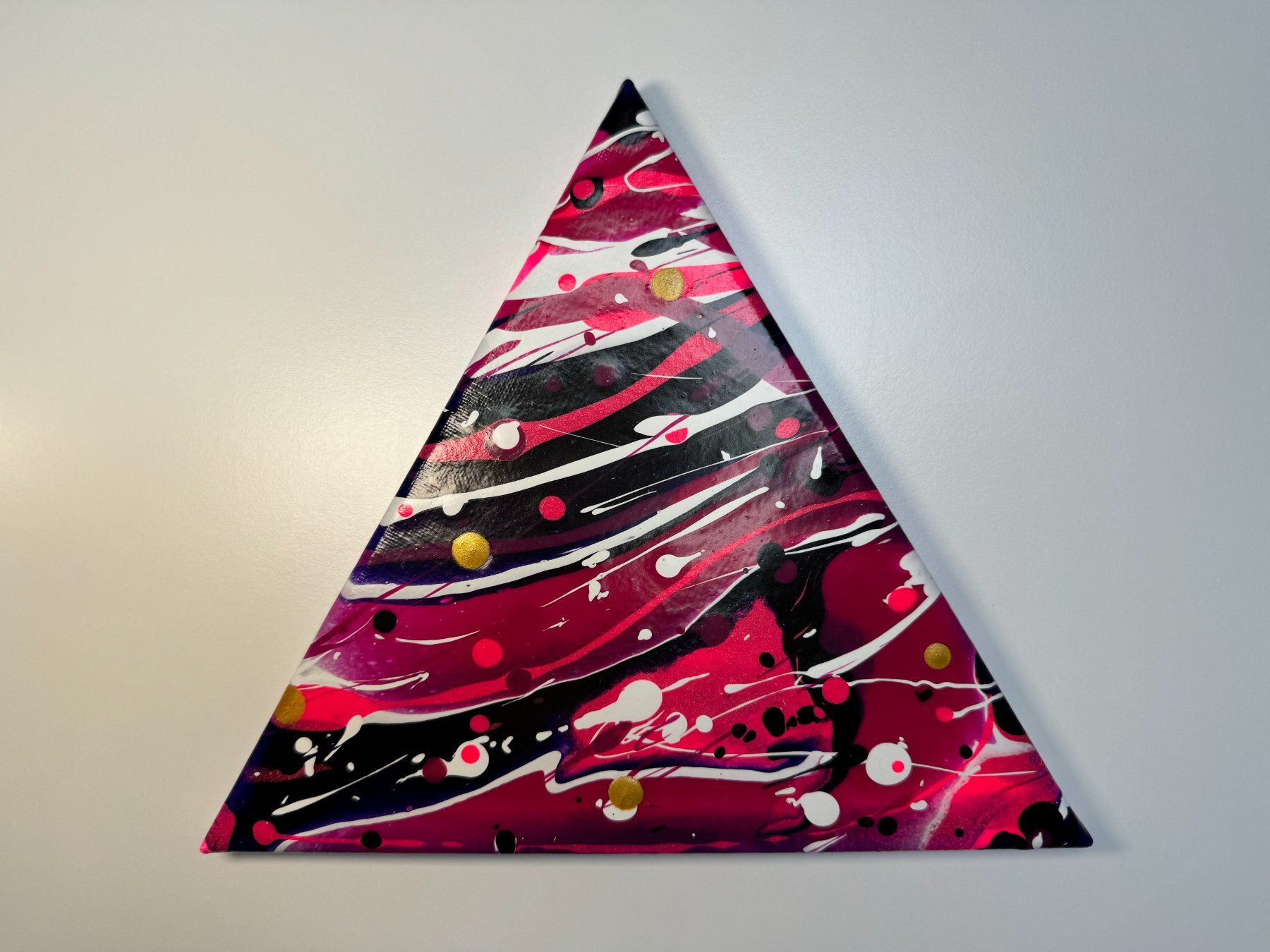 Dipinti: Acryl-Flüssigmalerei, Dreieck – Usato da Schlieren venduto da MayaSheng1983