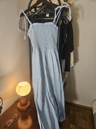 Sommerkleid hellblau mit Trägern, Grösse M