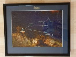 Bild Sternzeichen Löwe im schwarzen Bilderrahmen52x42cm