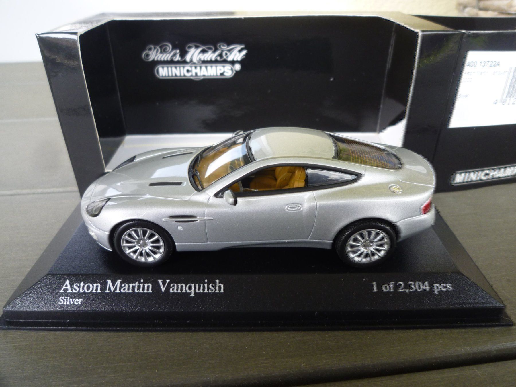 Minichamps Modellini d'auto: Aston Martin Vanquish (2002) – Nuovo e nell'imballaggio originale da Flawil venduto da Imperiosud 3