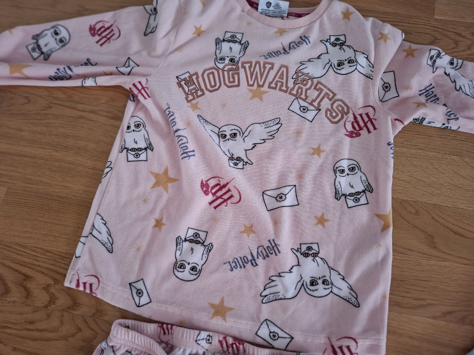 Pyjamas & Ähnliches: 2x Mädchen Pyjama Gr. 134 warm – Gebraucht aus Baar von Jhonny18 1