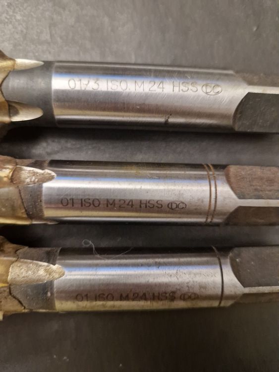 Tous les outils: Gewindebohrer M24 mit Vorschneider (ungebraucht) – Neuf (Voir description) à Münchwilen TG par Nonno39 1