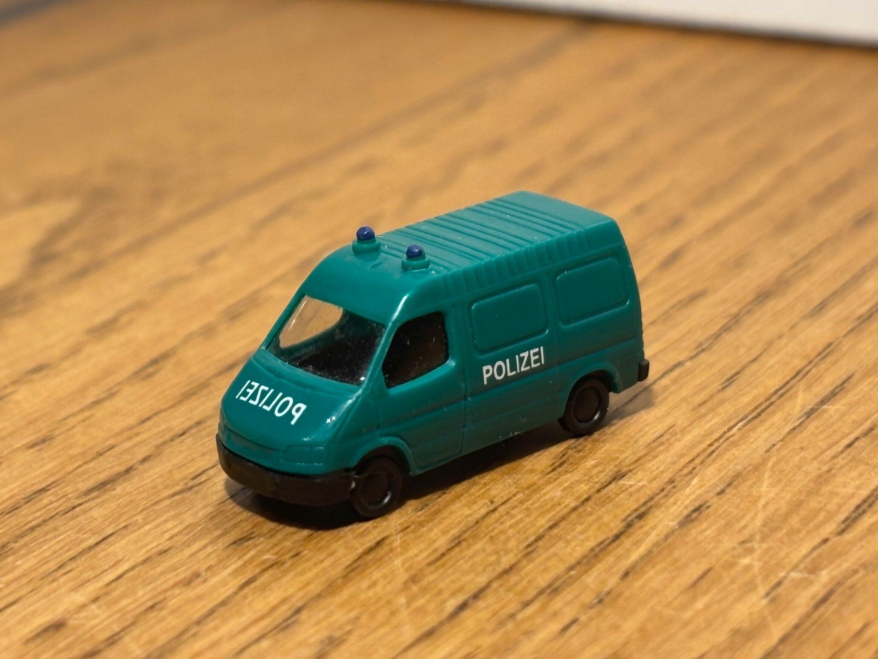 Modelleisenbahnen: M0762: Polizei (Spur N) – Gebraucht aus Birsfelden von Birs_25 1