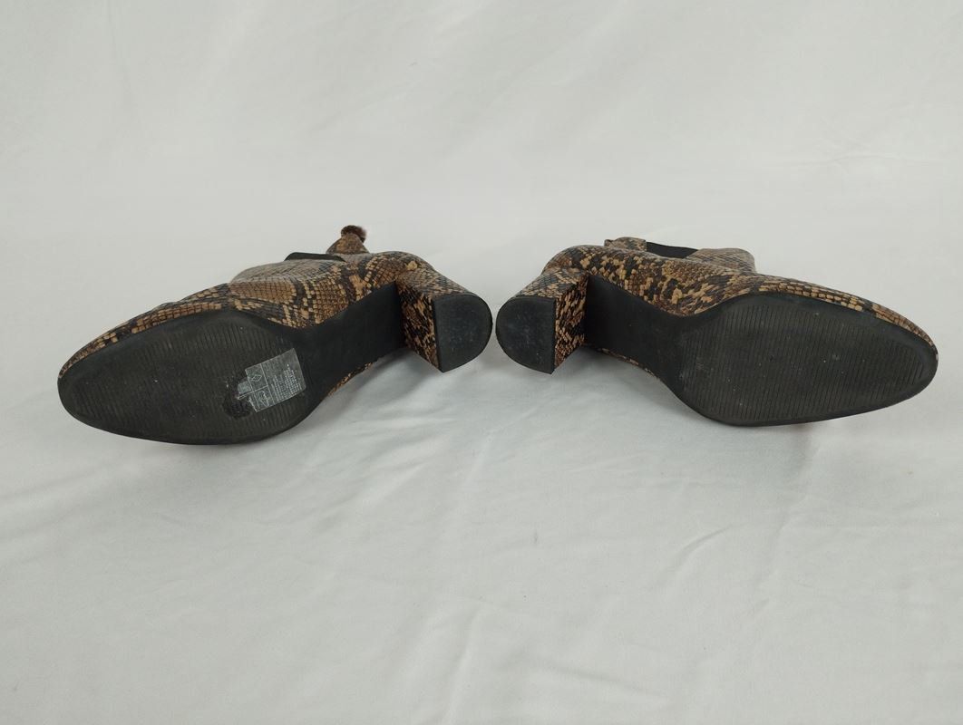 H&M Scarpe da donna: H&M Schlangenmuster Stiefel Gr. 38 – Usato da Schübelbach venduto da Restwert_Schubelbach 6