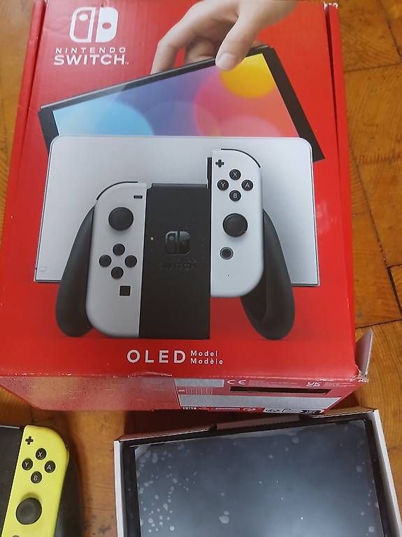 Nintendo Console: Nintendo switch OLED – Nuovo (secondo la descrizione) da Locarno venduto da sch_r2rh 2