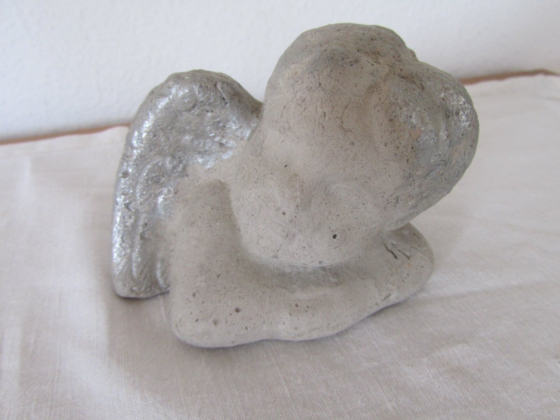 Statuette: Schutzengel aus Zement für Garten oder Haus – Usato da Seengen venduto da mikelele