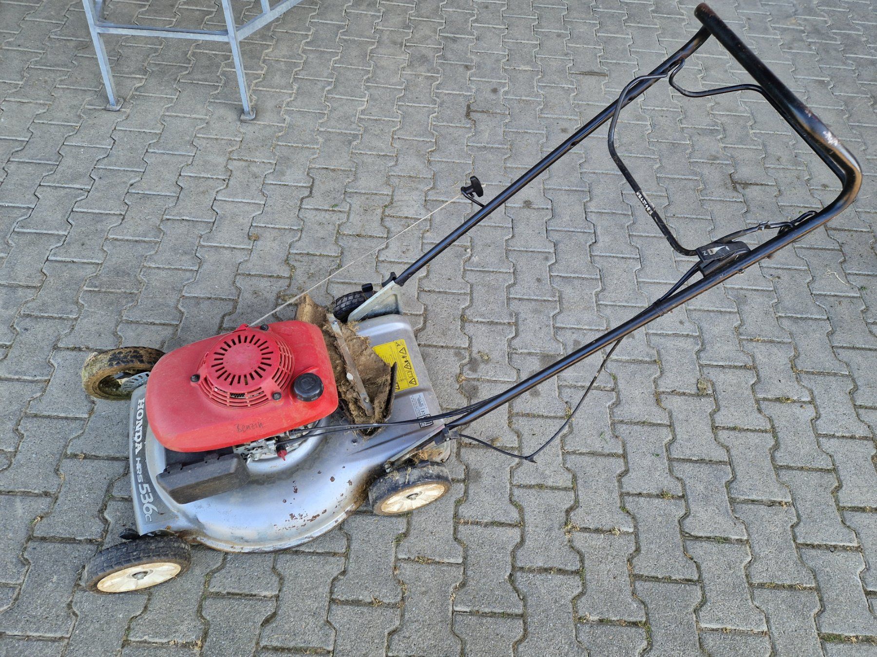 Honda Tondeuses à gazon: Honda Rasenmäher – Défectueux à Roggwil TG par Rollingmaster