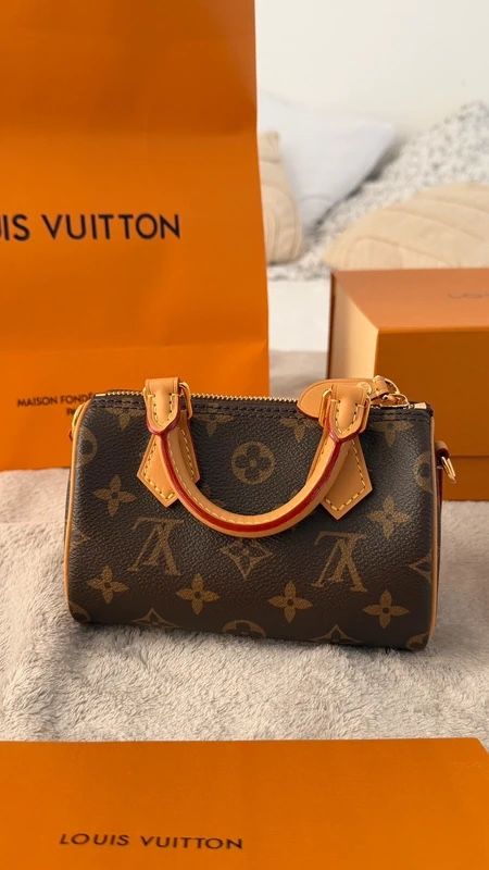 Louis Vuitton Borse da donna: Louis Vuitton Nano Speedy Monogram – Usato da Gland venduto da Grenier_Swiss