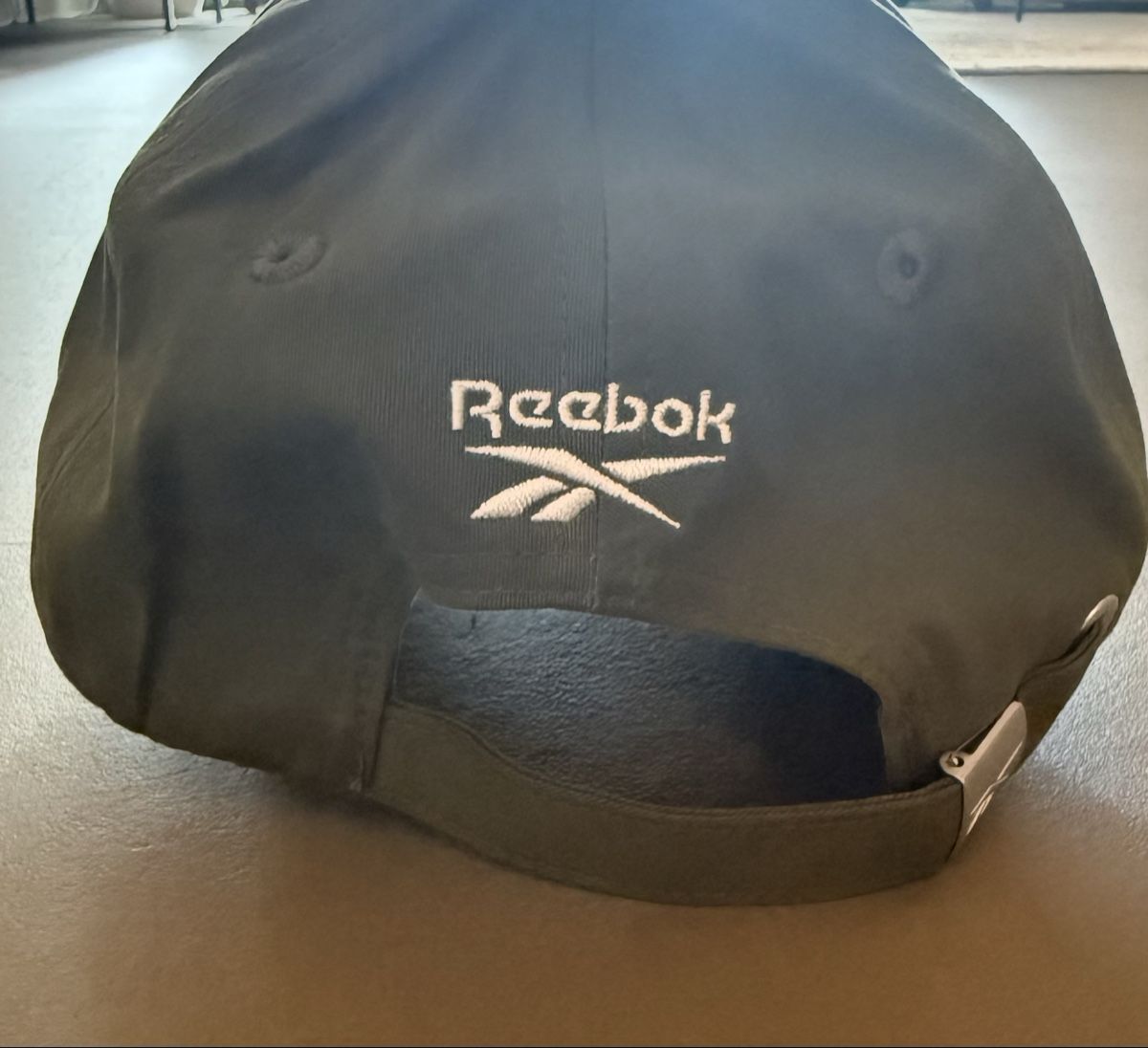 Reebok Chapeaux, bonnets & casquettes: Schildkappe Reebok NEU – Neuf avec emballage d'origine à Zürich par car_9vrr 1