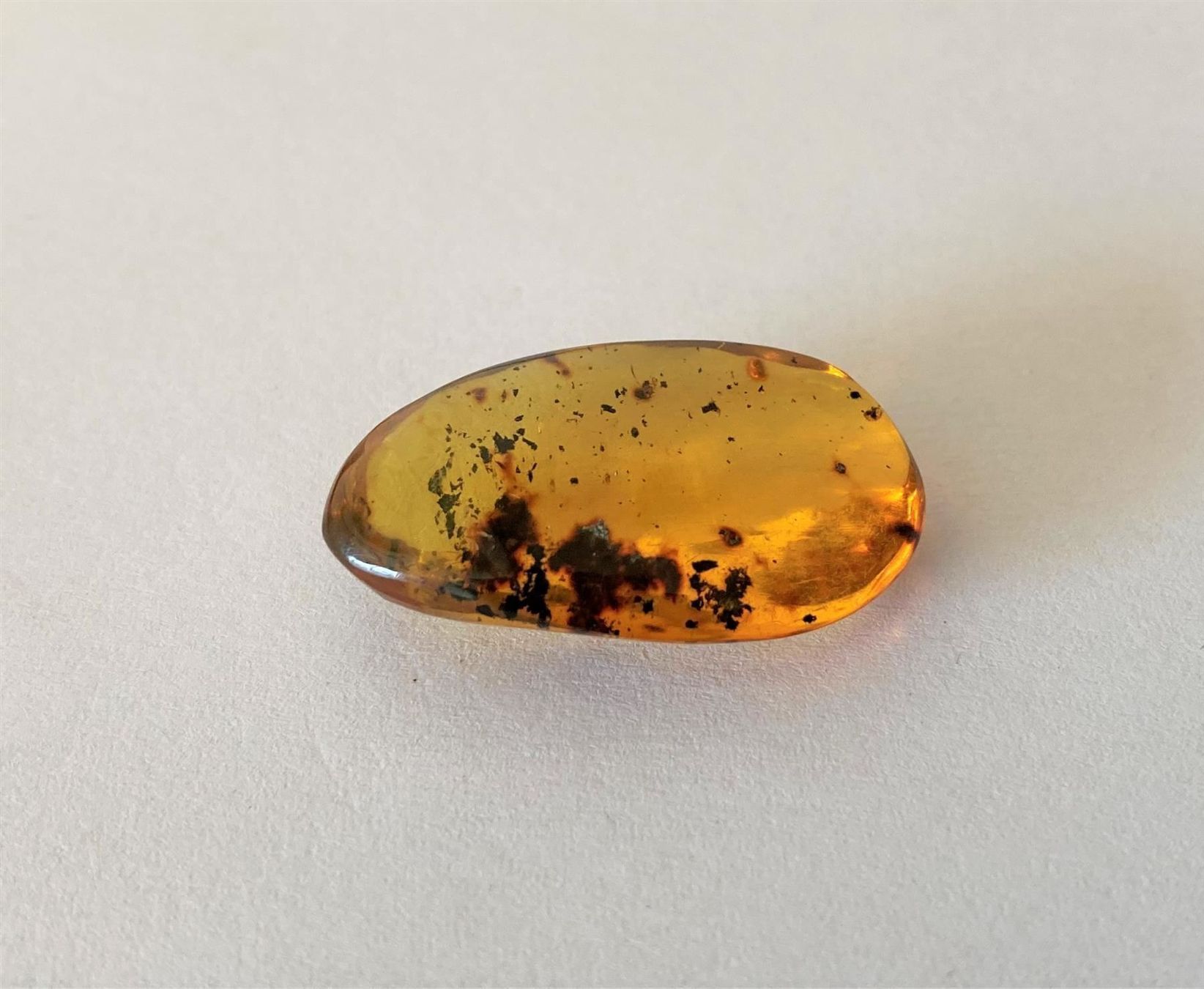 Minerali & Pietre curative: Ambre jaune 2,2 g / Bernstein – Nuovo e nell'imballaggio originale da Goumoens-la-Ville venduto da brandonv 2