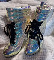 Tolle High Heels Stiefeletten in schimmernden Farben