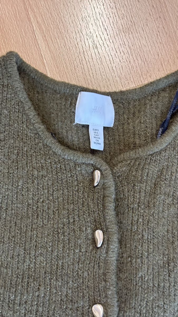 H&M Lotti di vestiti: Kleiderpaket, Cardigans, Grösse S – Nuovo (secondo la descrizione) da Wilen b. Wil venduto da alimonera 4