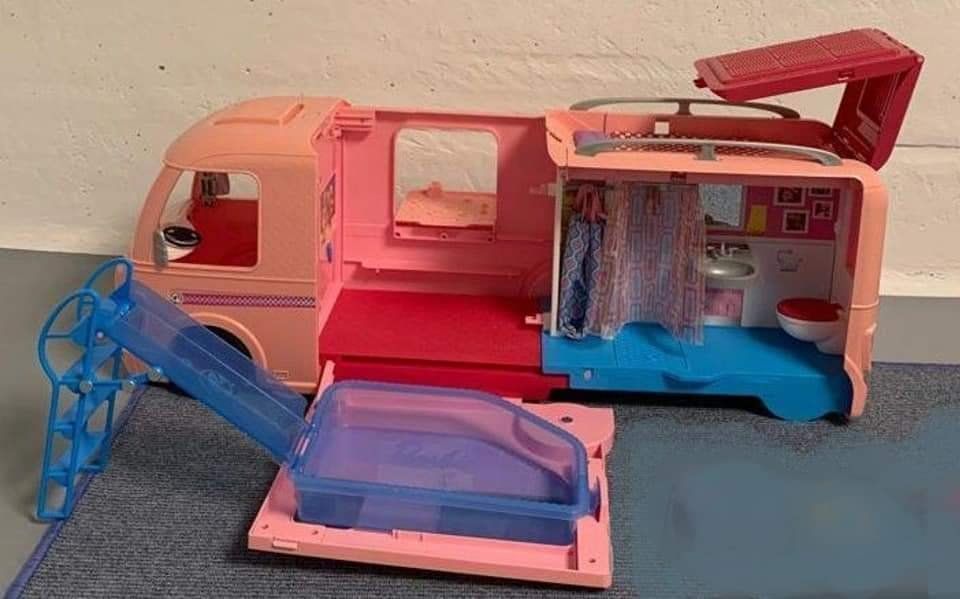 camping car barbie de luxe