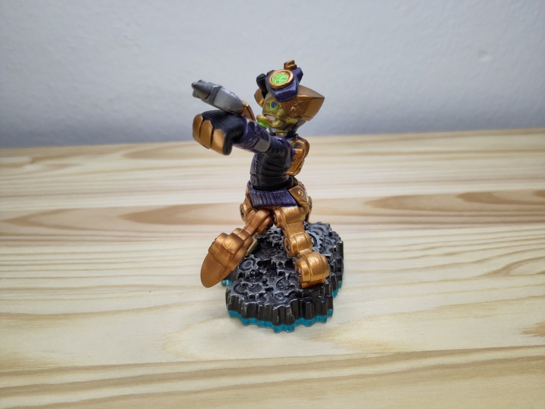 Figuren: Skylanders Figur - Swap Force : Spy Rise – Gebraucht aus Zug von  1