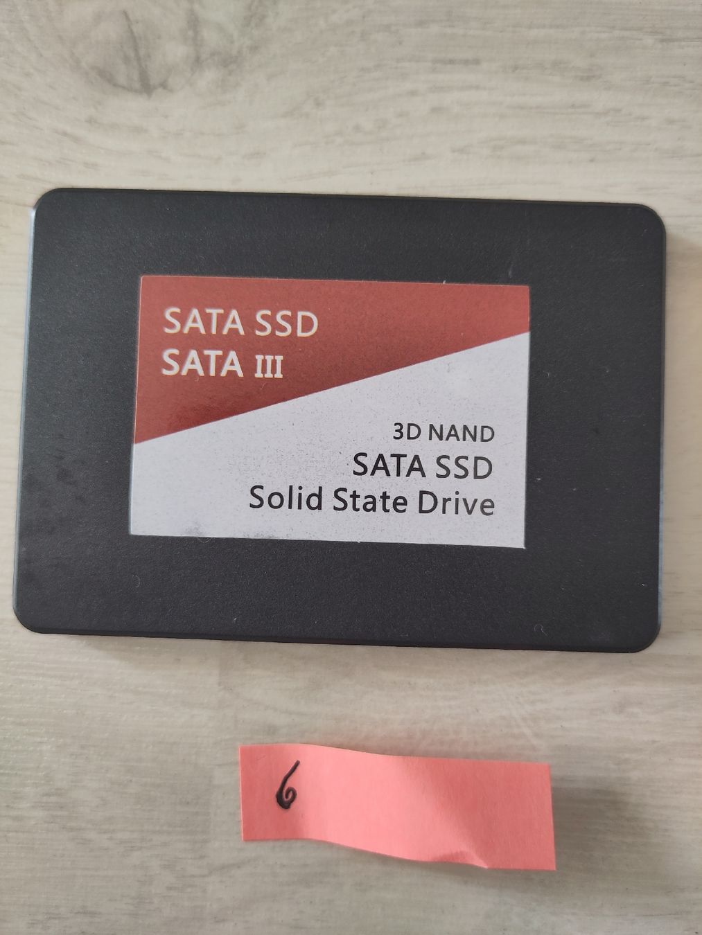 Dischi rigidi: 1TB SSD – Usato da Sargans venduto da sve_hjs5