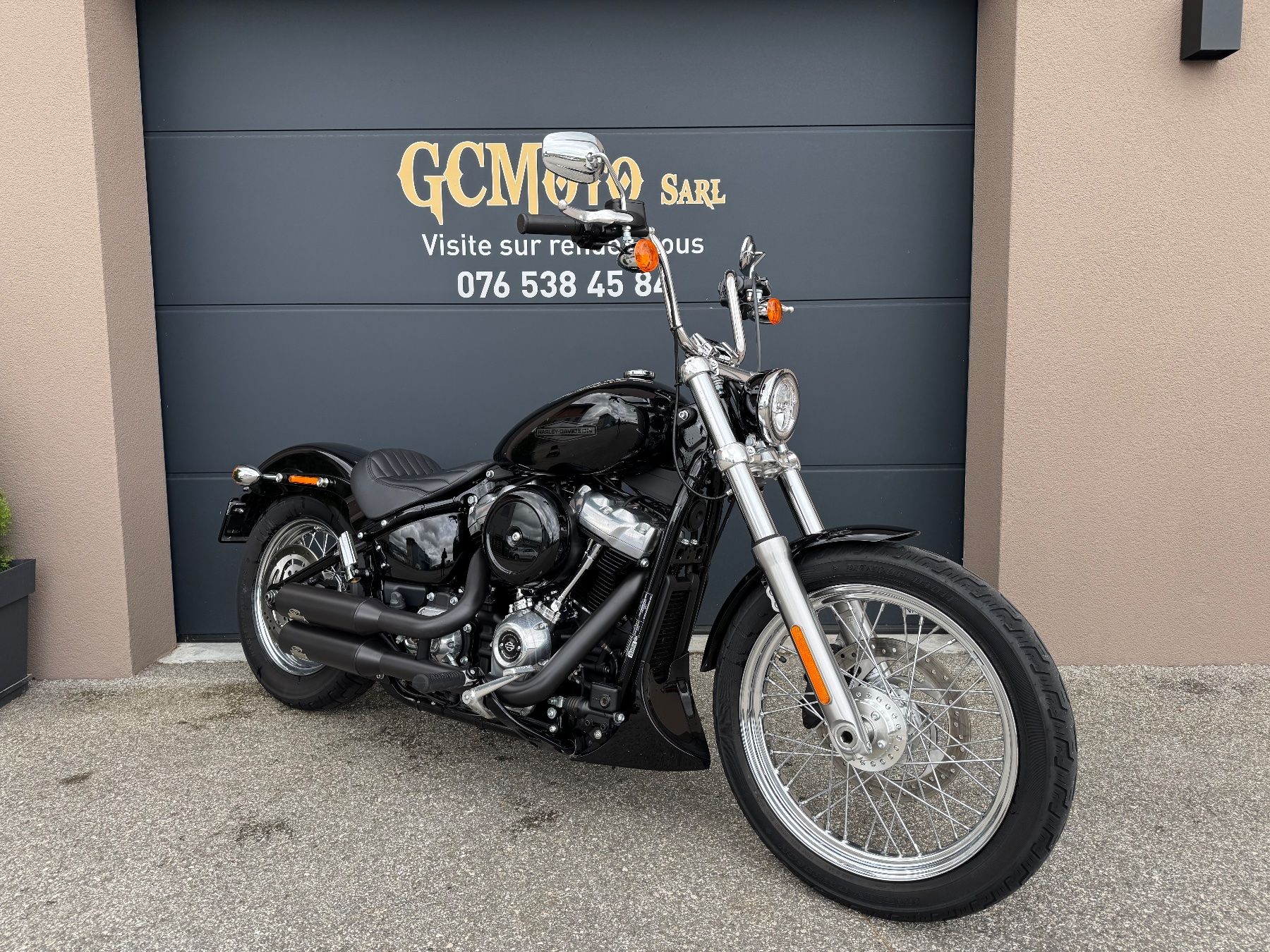 Harley-Davidson Chopper: Harley Davidson Softail Standard 107 LEASING POSSIB – Usato da Echallens venduto da HD90 1