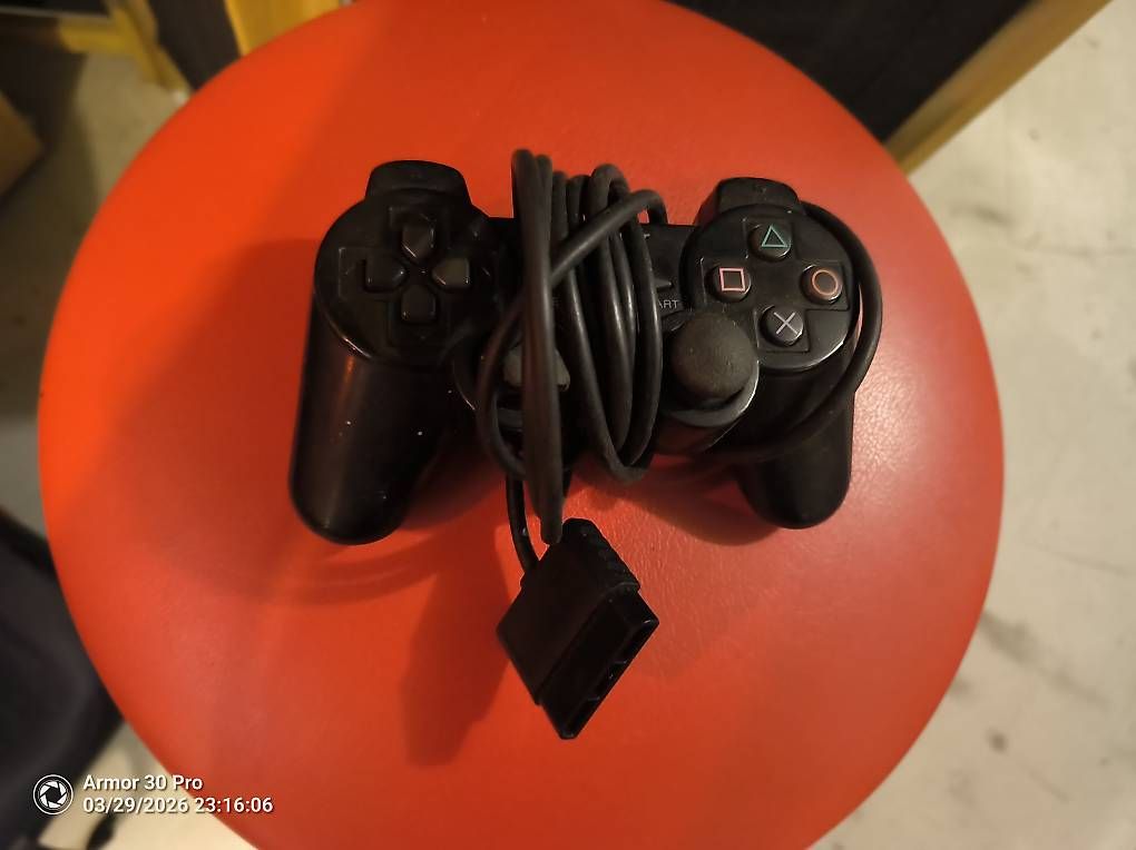 Giochi: PlayStation 2 + jeux – Usato da La Roche FR venduto da zan_29yx 3