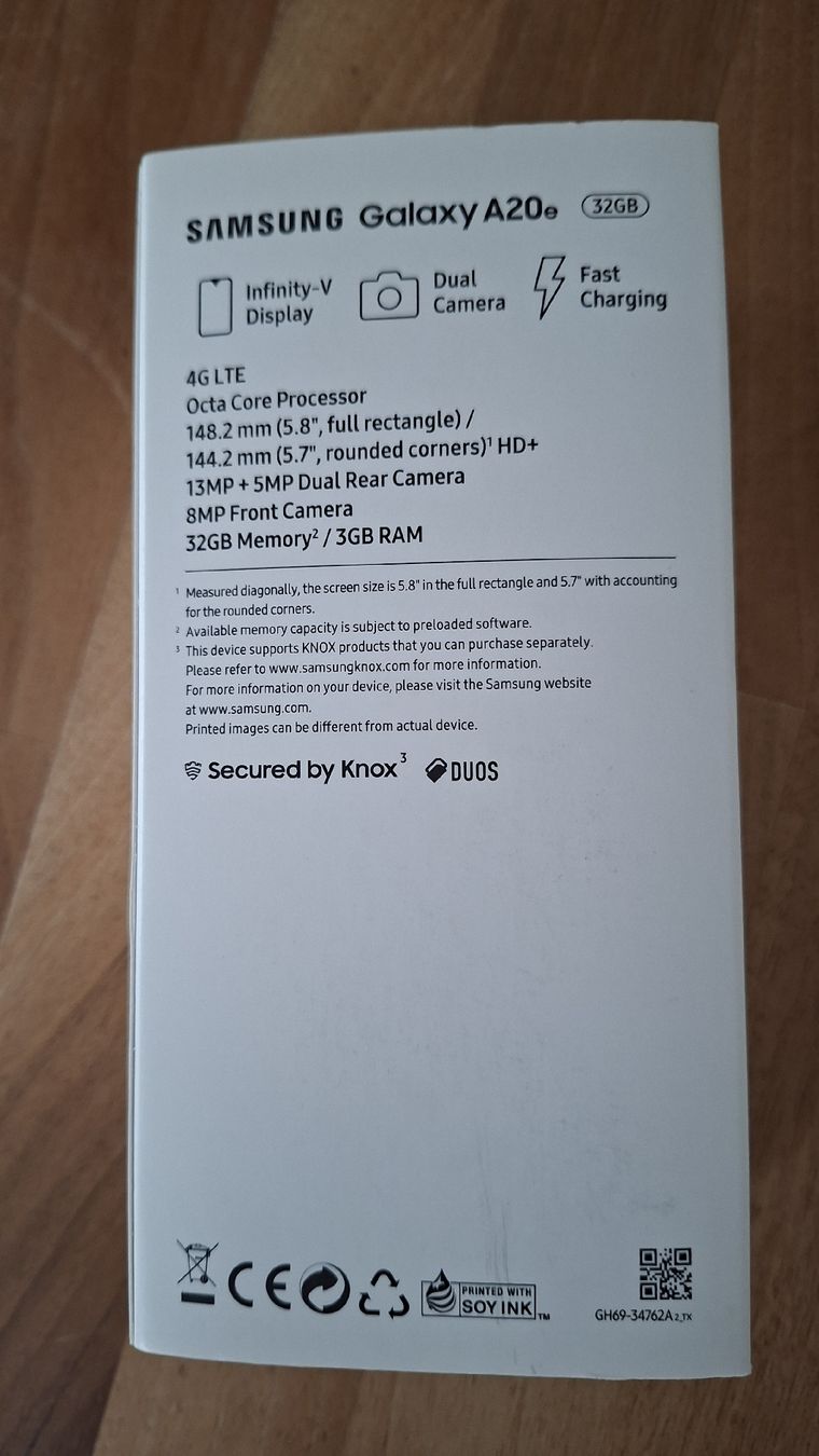 Samsung Telefoni cellulari / Smartphones: Samsung A20 Smartphone neuwertig – Nuovo (secondo la descrizione) da Cham venduto da Tschaerli 1