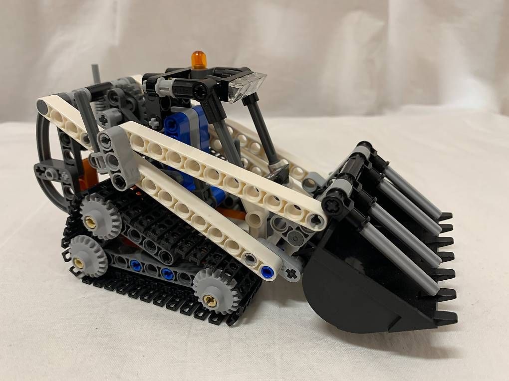 Lego Jeux de construction: Lego Technik Kompakt Raupenlader – D'occasion à Meikirch par meineangebote