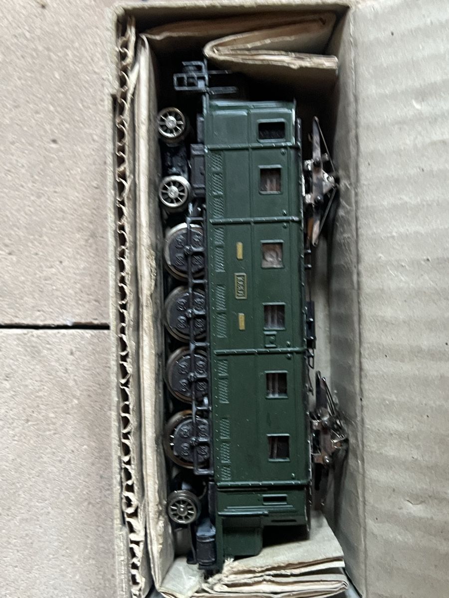 Modellini di ferrovie: SBB CFF FFS Züge / Lokis Set 1/87  – Usato da Basel venduto da bellespirit 3