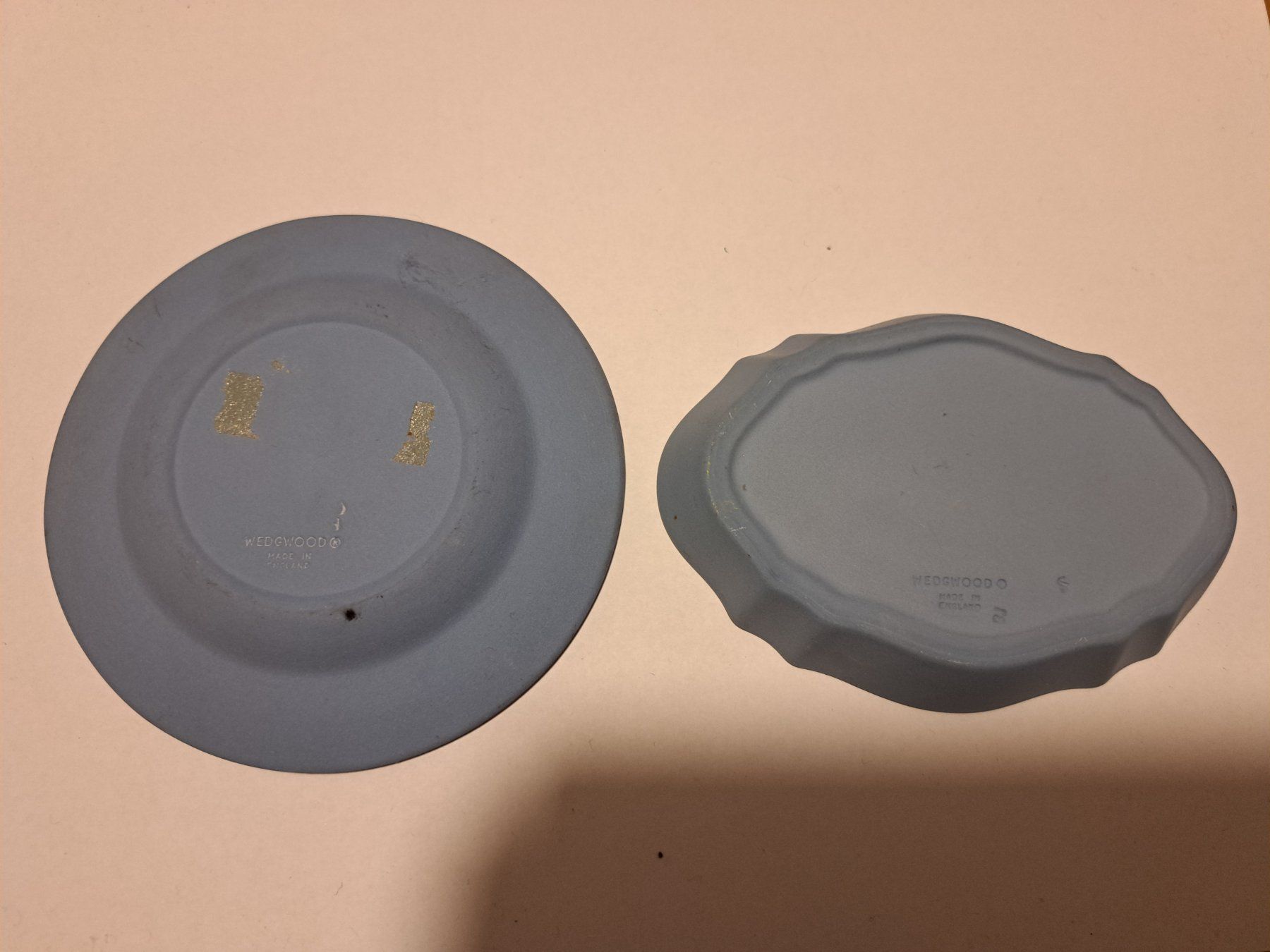 Tutte le decorazioni: Kleine Teller blau – Usato da Embrach venduto da YVBER 3