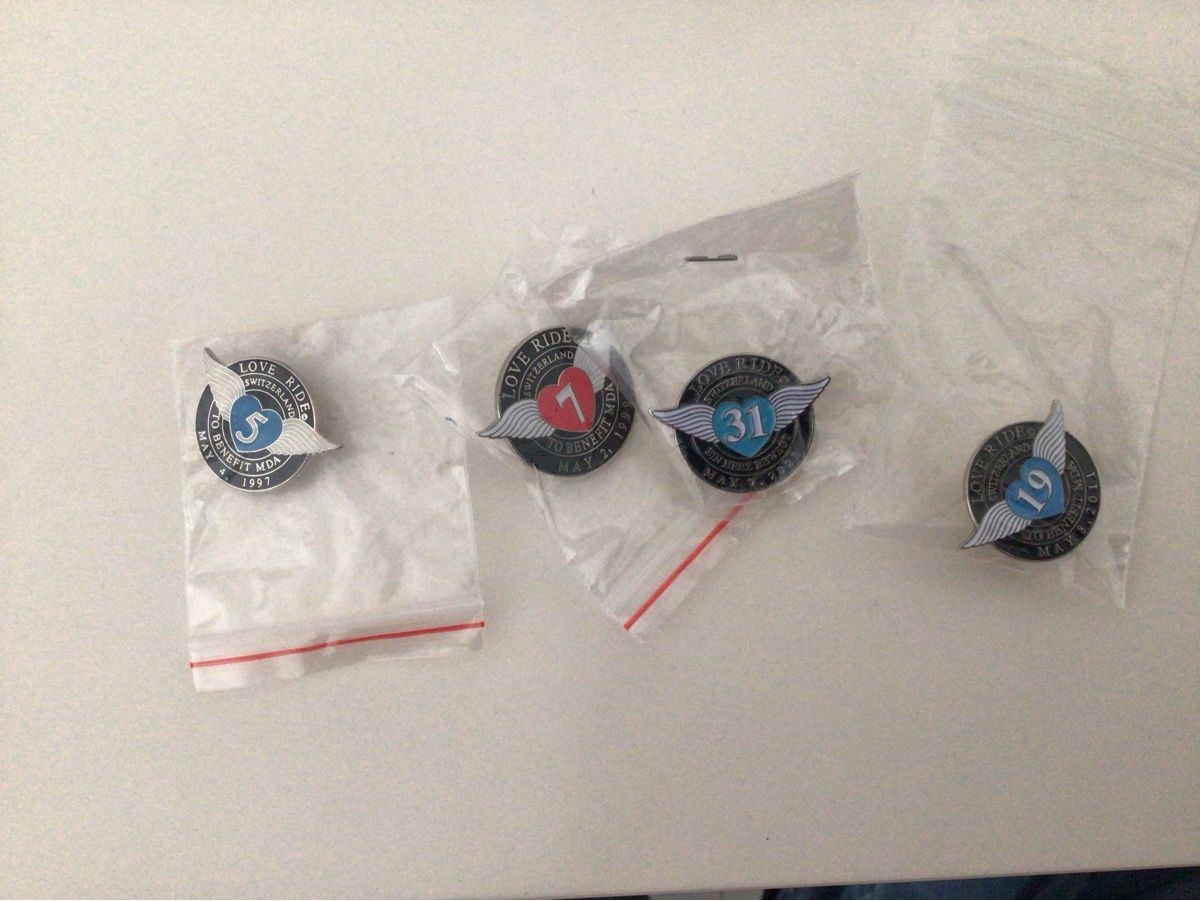 Placchette & Badge: Love Riede Pins – Nuovo (secondo la descrizione) da Oetwil am See venduto da ifnam