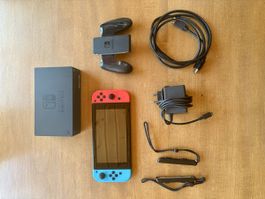 Nintendo Switch Console – Very Good Condition – Complete Set