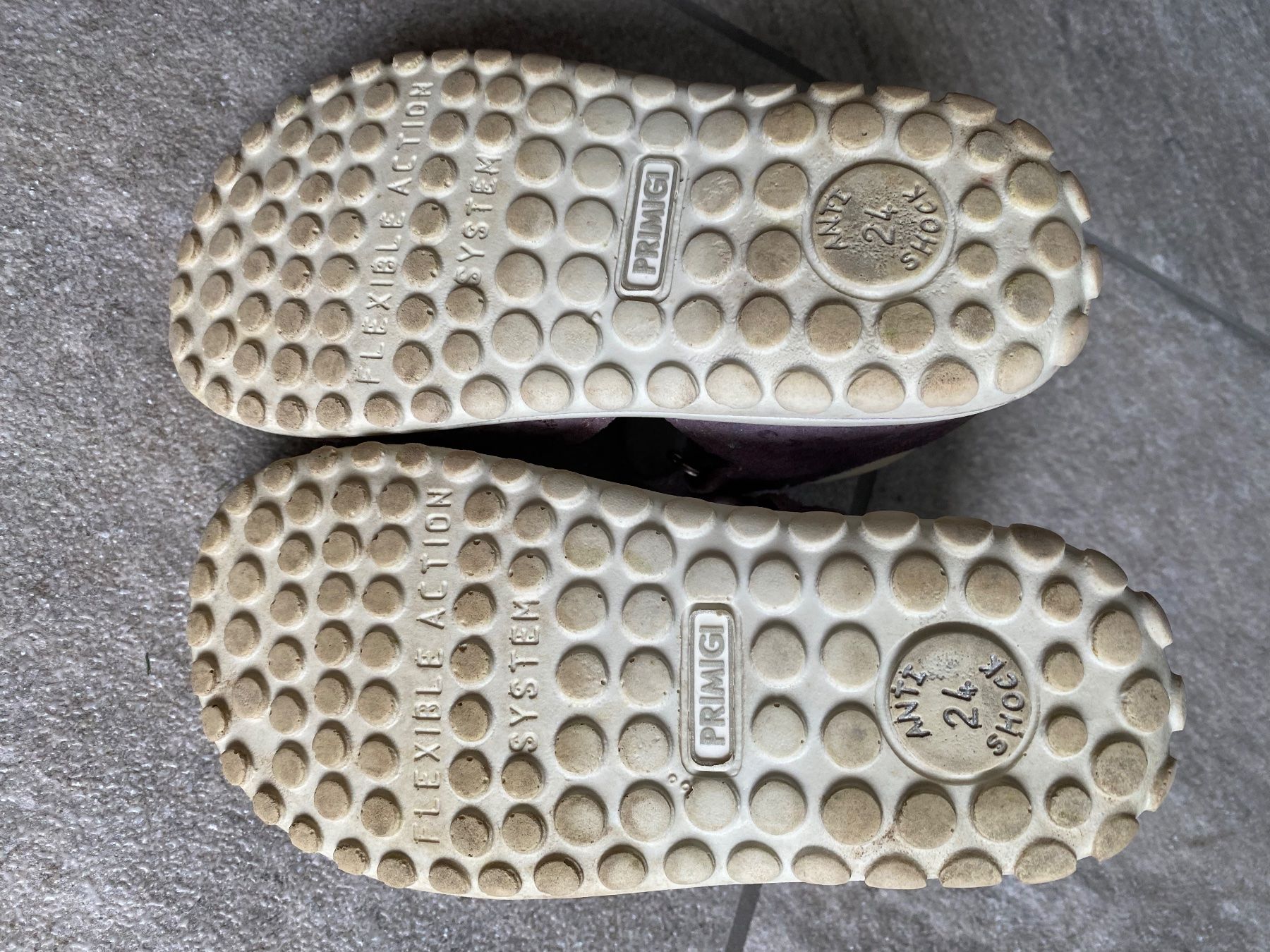 Kleiderpakete & -sets: Primigi Sandalen Grösse 24 – Gebraucht aus Lachen/SZ von Flower2 1
