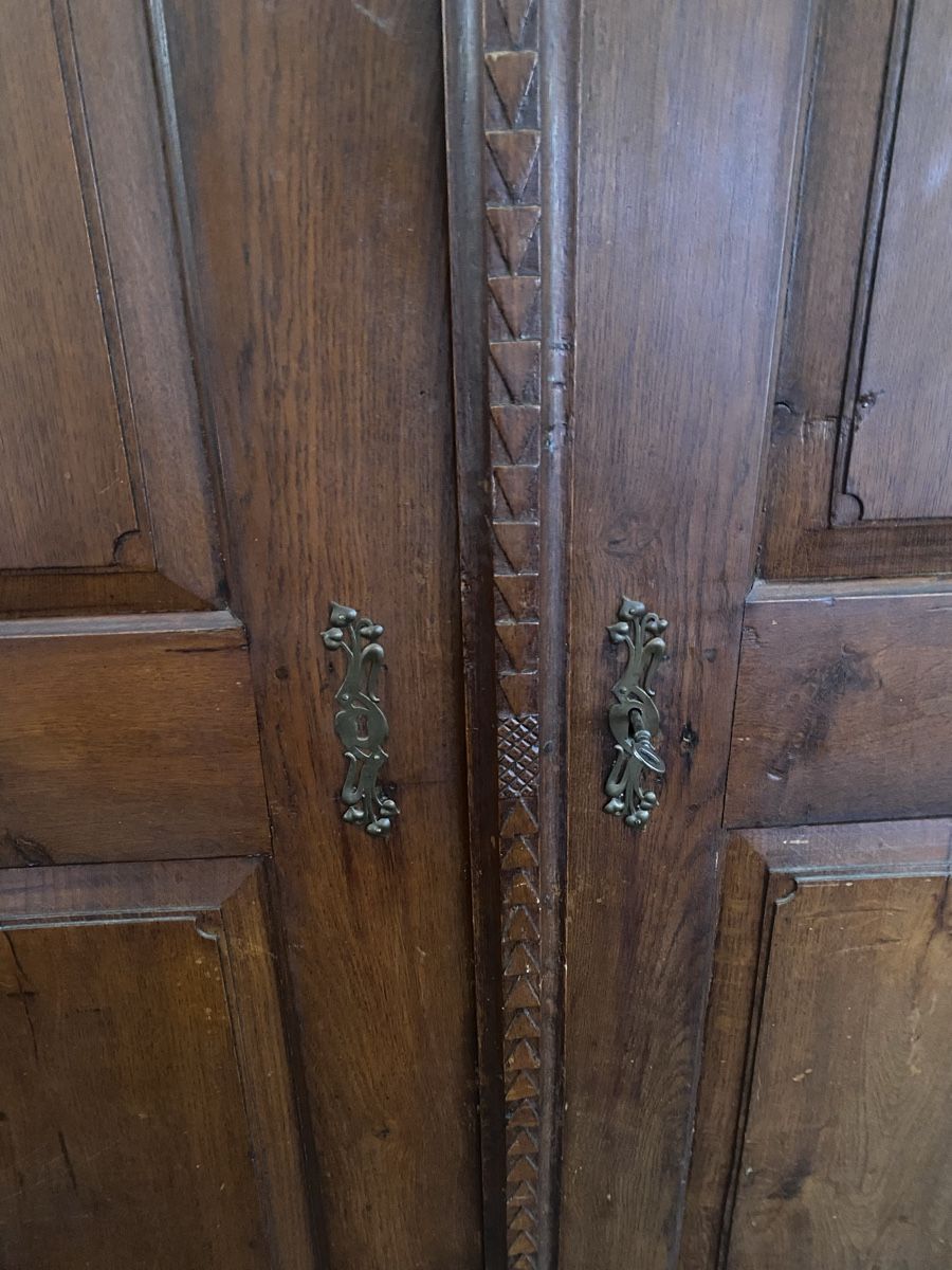 Armadi: Antiker Eichenschrank Massiv Vintage – Usato da Seewen SZ venduto da shaky01 4