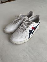 Baskets Asics blanches en très bon état 37,5