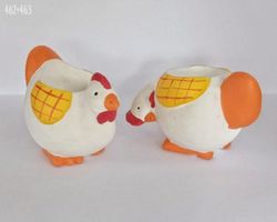 Zwei Eierbecher Huhn
