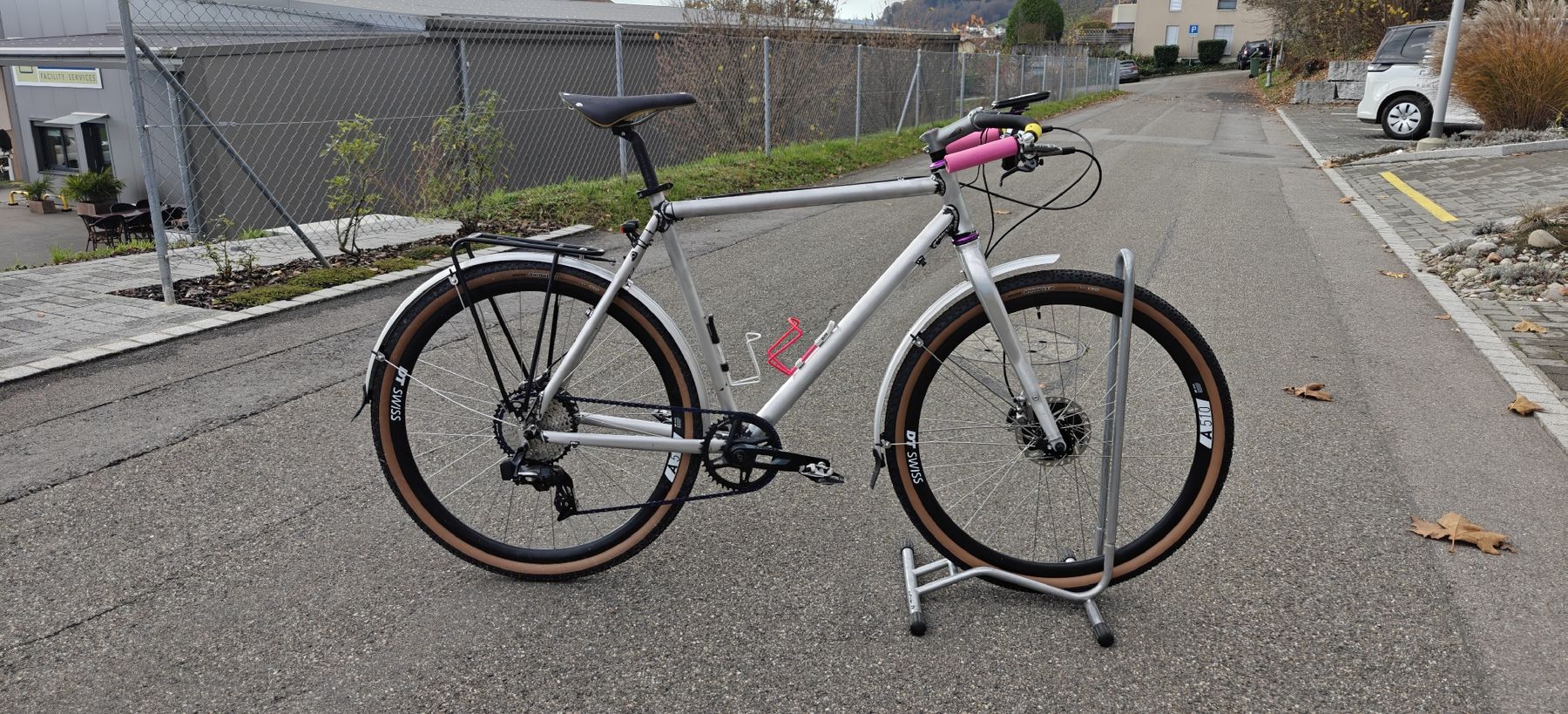 Velos: Gravelbike – Neu und originalverpackt aus Biel/Bienne von the__hug