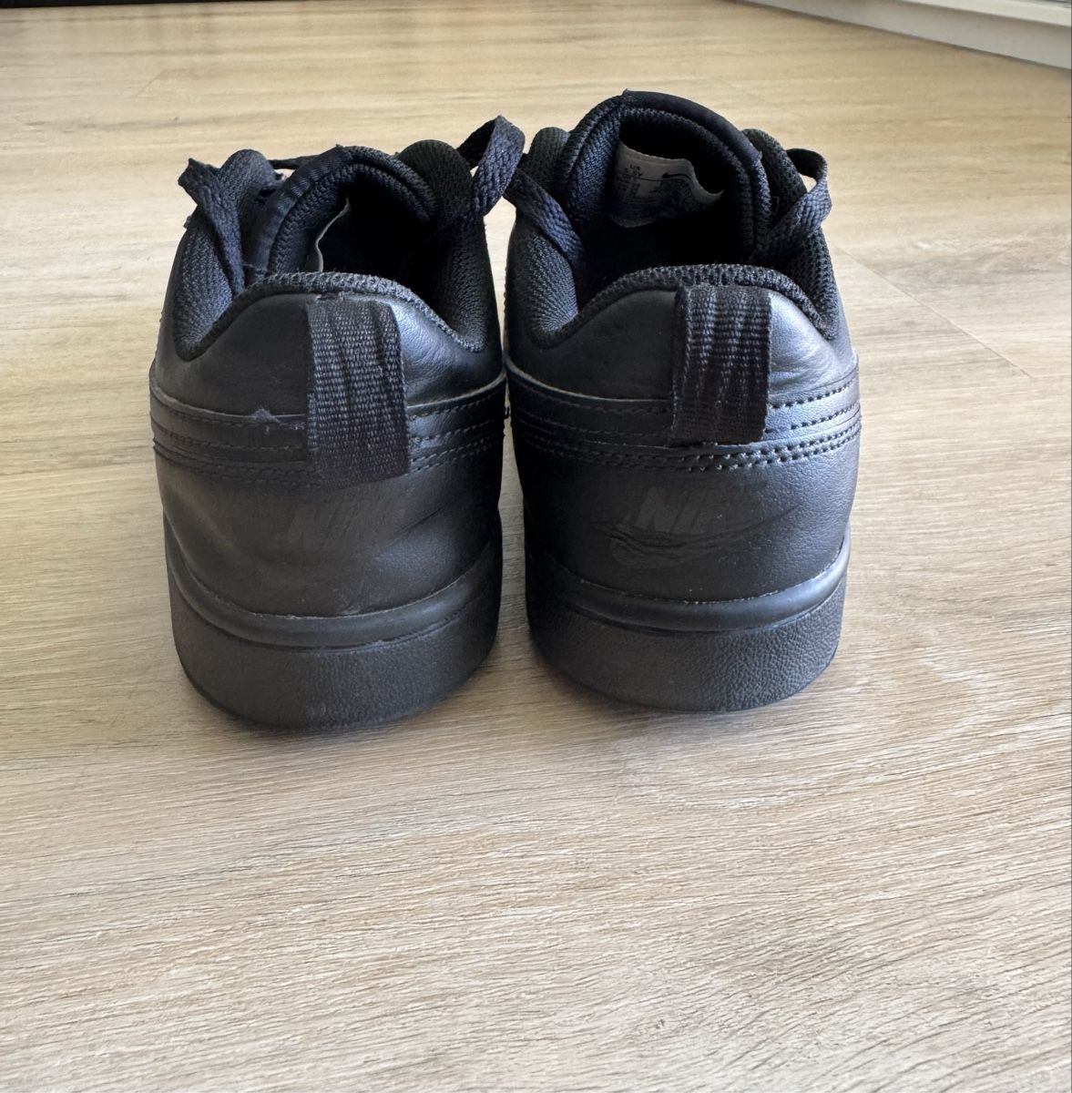 Nike Herrenschuhe: NIKE pointure 38 EUR  – Gebraucht aus Colombier NE von kajo04 3