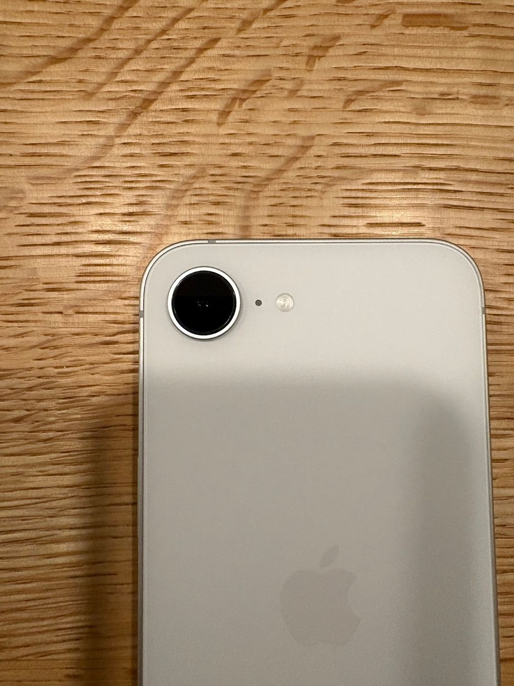 Apple Telefoni cellulari / Smartphones: Brand New iPhone 17e  | 256 GB | White – Nuovo (secondo la descrizione) da Vandoeuvres venduto da and_v6dg 2