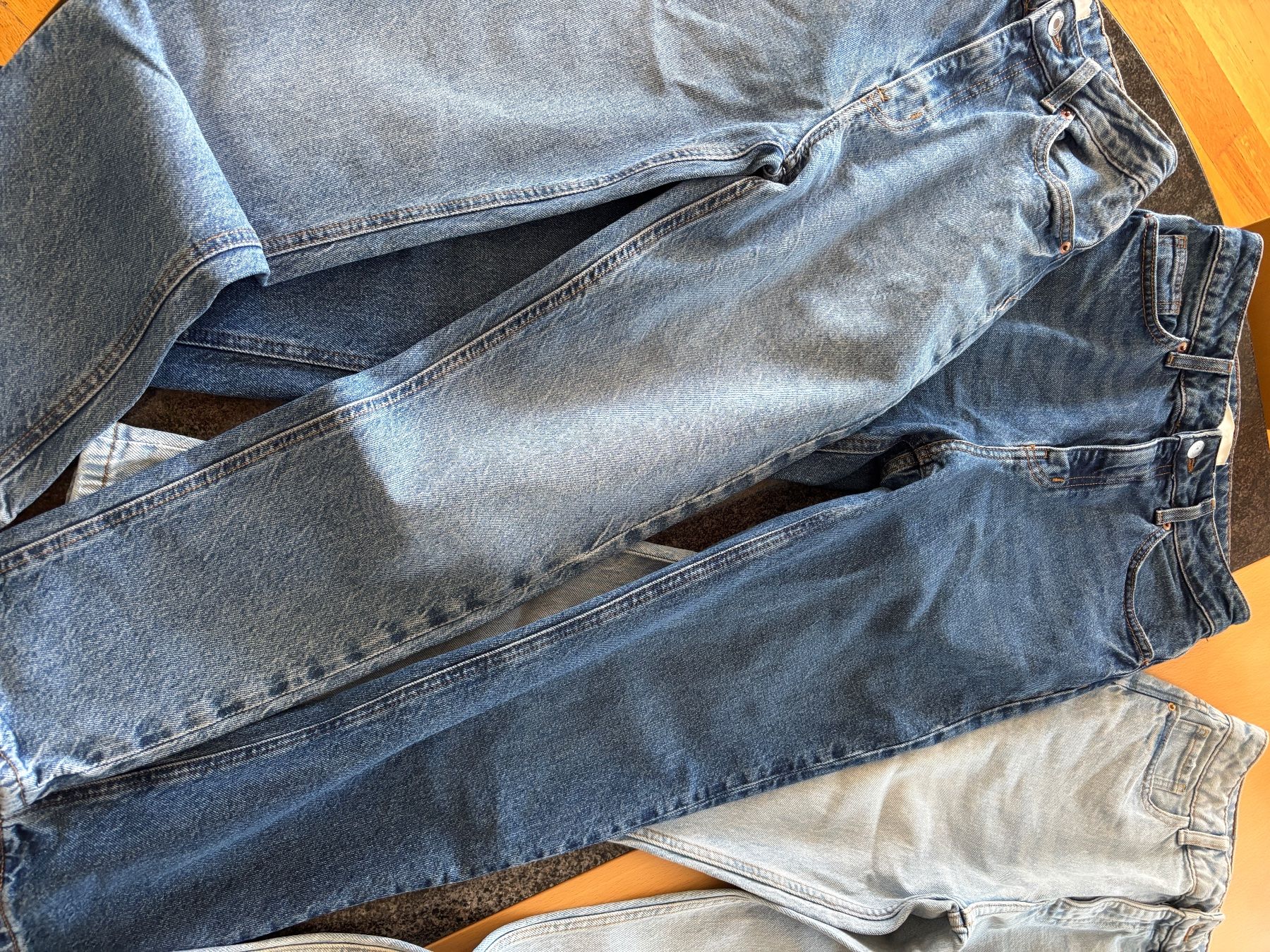 Jeans: Jeans Gr.36 – Usato da Hasliberg-Hohfluh venduto da Adbu13 2