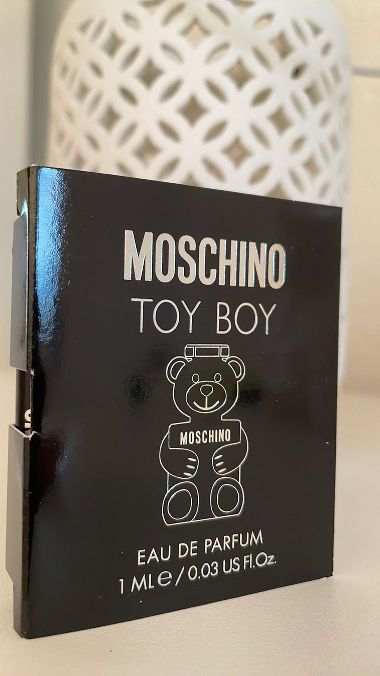 Moschino Profumi & Eau de Toilette: Toy Boy Moschino 1 ML – Nuovo e nell'imballaggio originale da Flums venduto da Inna77