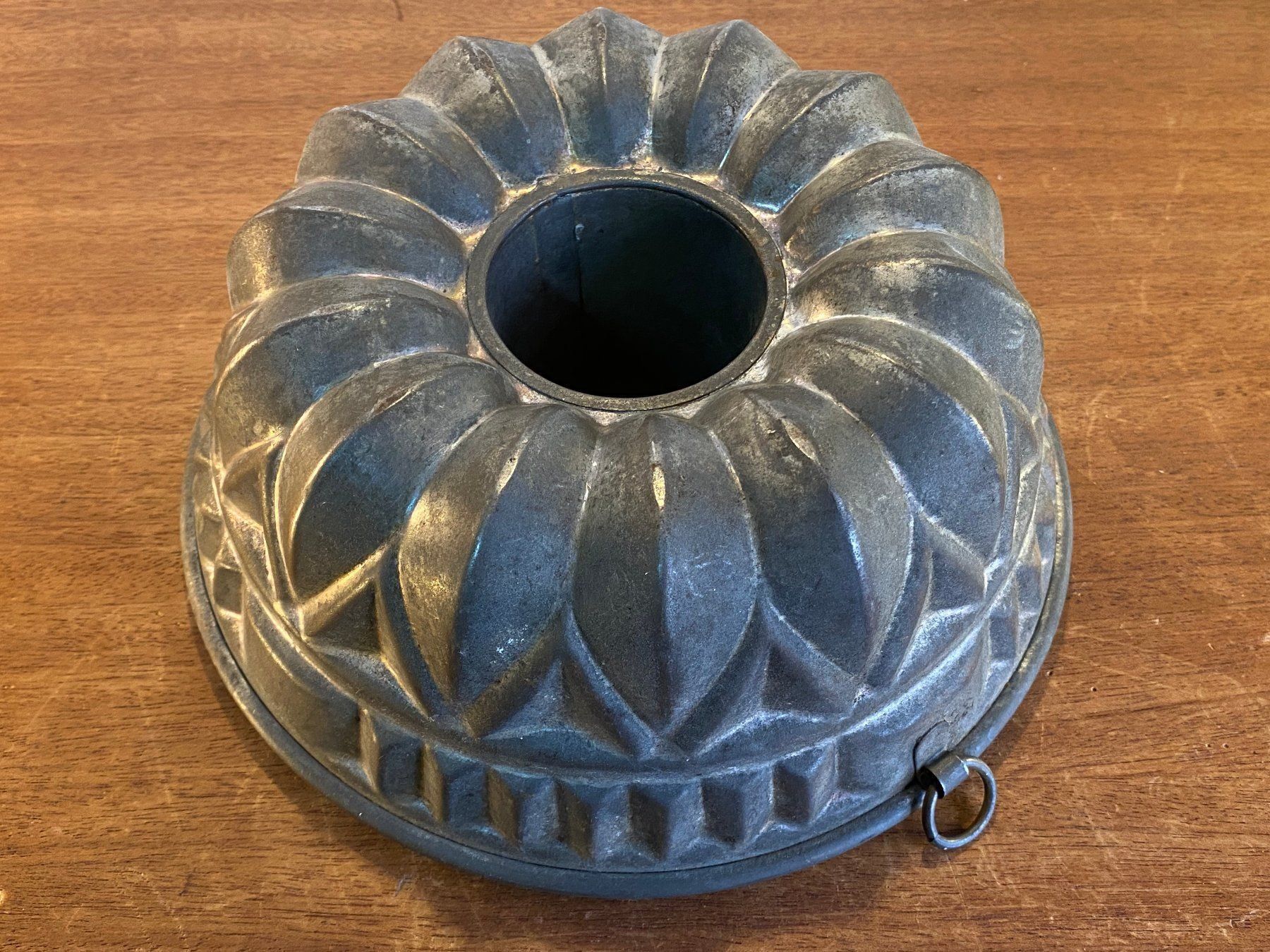 Teglie da forno: Antike Backform Kuchenform aus Kupfer – Usato da Schaffhausen venduto da vintageville 5