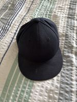 Coole blauer  Cap - perfekt für den Sommer! Grösse 7