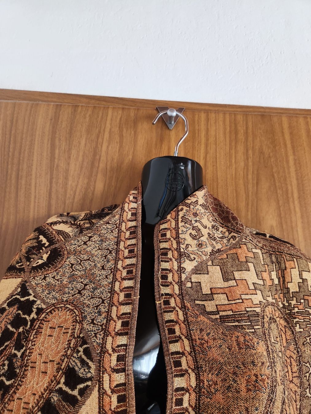 Foulard & Sciarpe: Écharpe chic motif cachemire brun clair coton/soie – Usato da Niedergösgen venduto da Eva2410 3