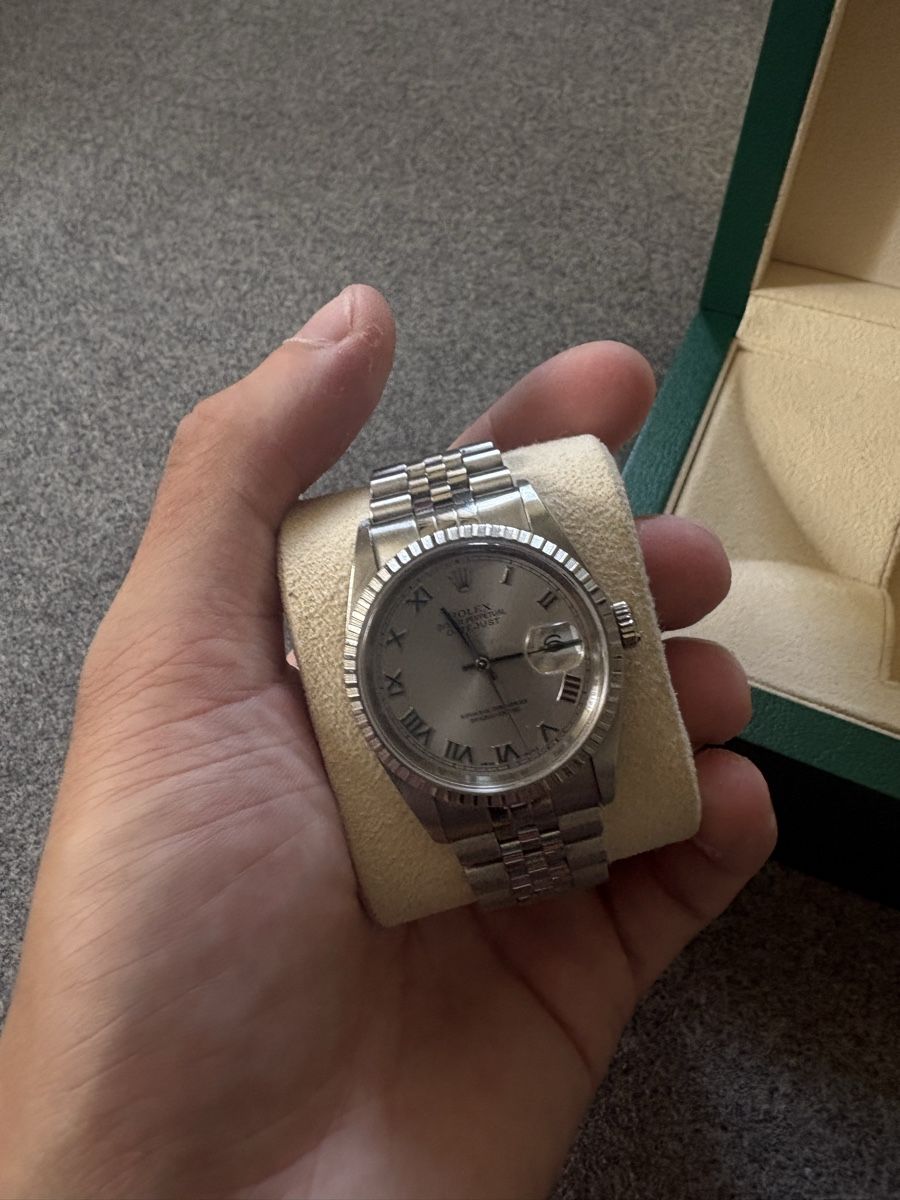 Rolex Montres: ROLEX DATEJUST 16220 - K224095 – D'occasion à Derendingen par melodisk