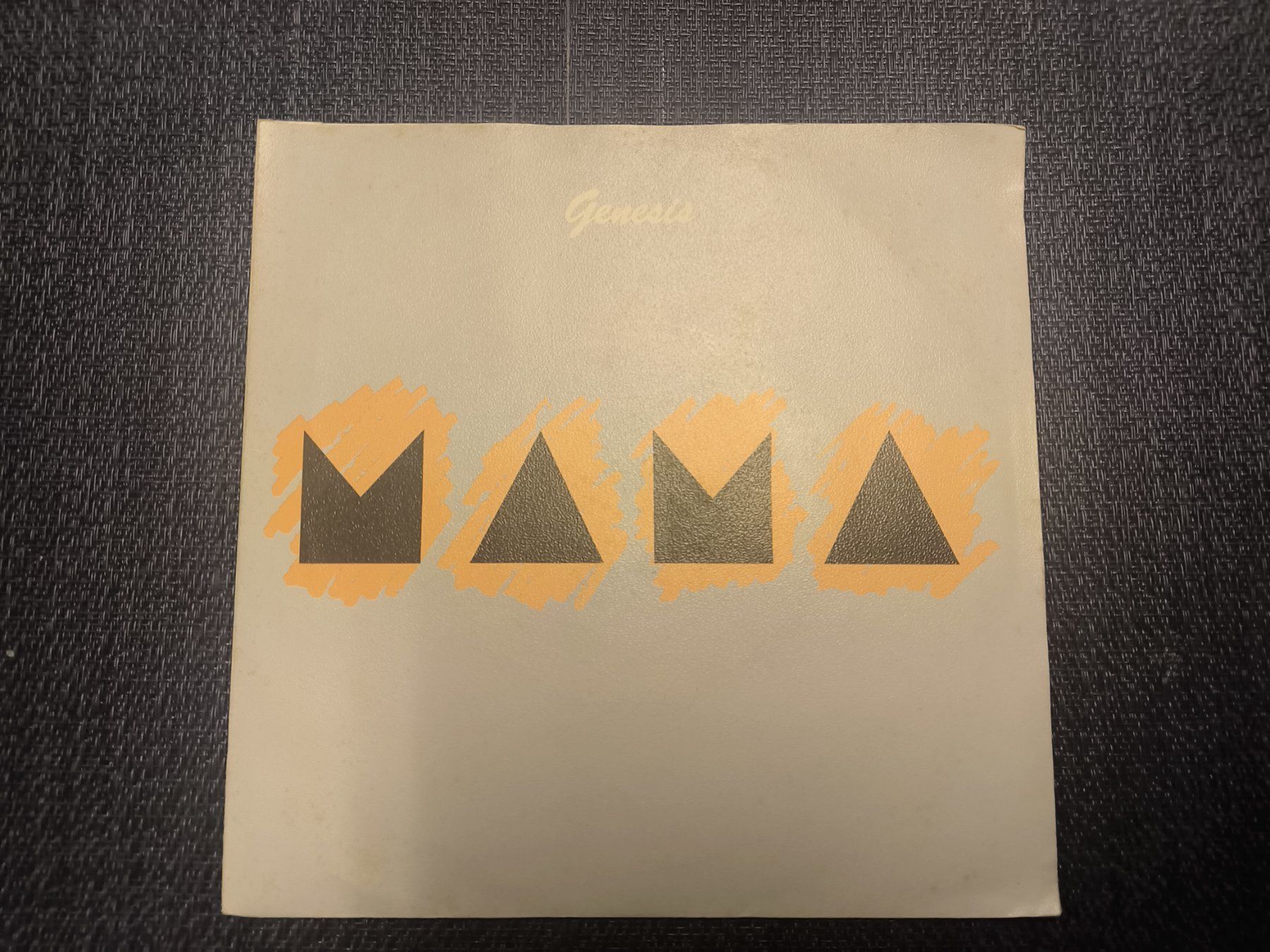 Schallplatten: VINYL Single: Genesis - Mama – Gebraucht aus Allschwil von marketingprojects