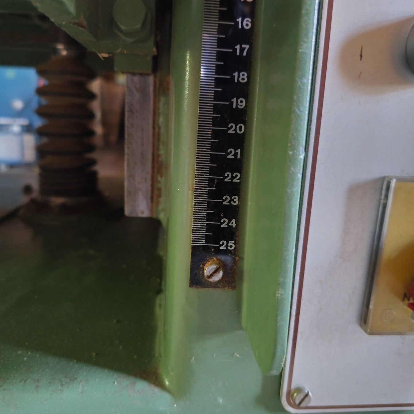 Tutte le macchine: Dickenhobelmaschine – Usato da Herisau venduto da kernbo 7