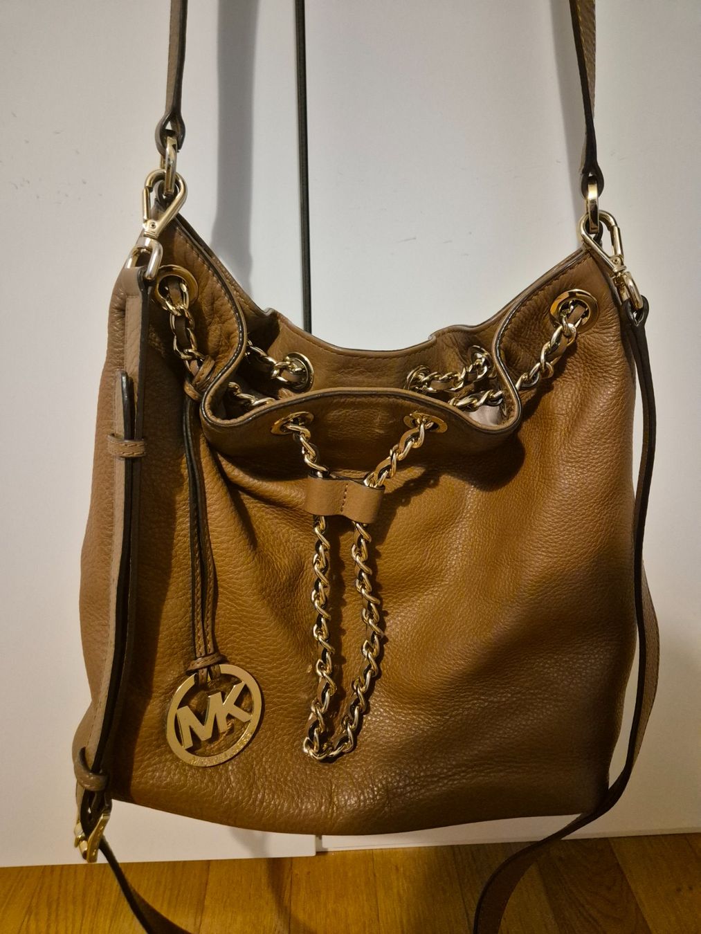 Michael Kors Borse da donna: Michael Kors Lederbeutel – Usato da St. Gallen venduto da suz_l6zz 1