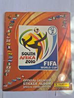 Panini WM 2010 Fussball Album fast komplett