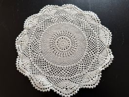Handgefertigte Häkel-Decke, handgemacht, Vintage, Ø 25cm,...