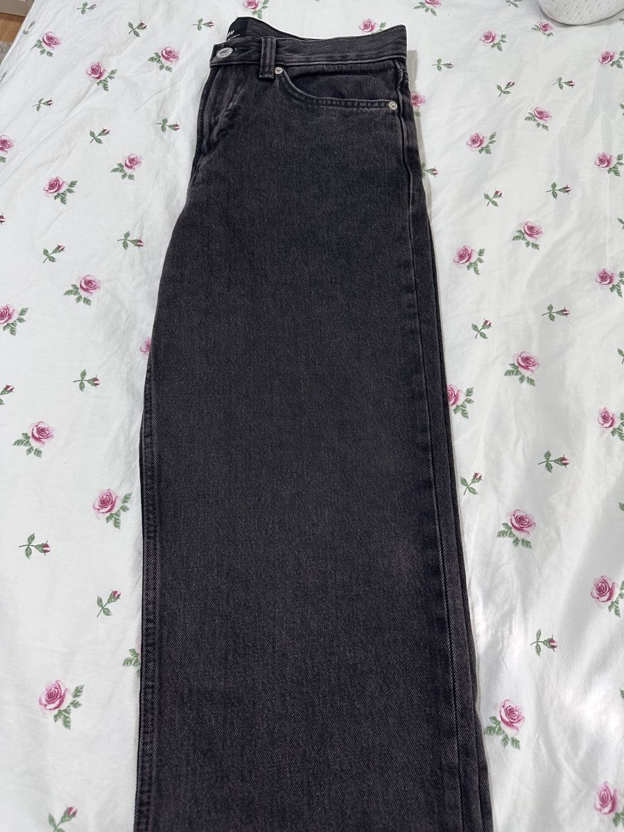 H&M Jeans: H&M Jeans, Straight Relaxed Fit – Nuovo (secondo la descrizione) da Oberurnen venduto da nes_8xqt 3