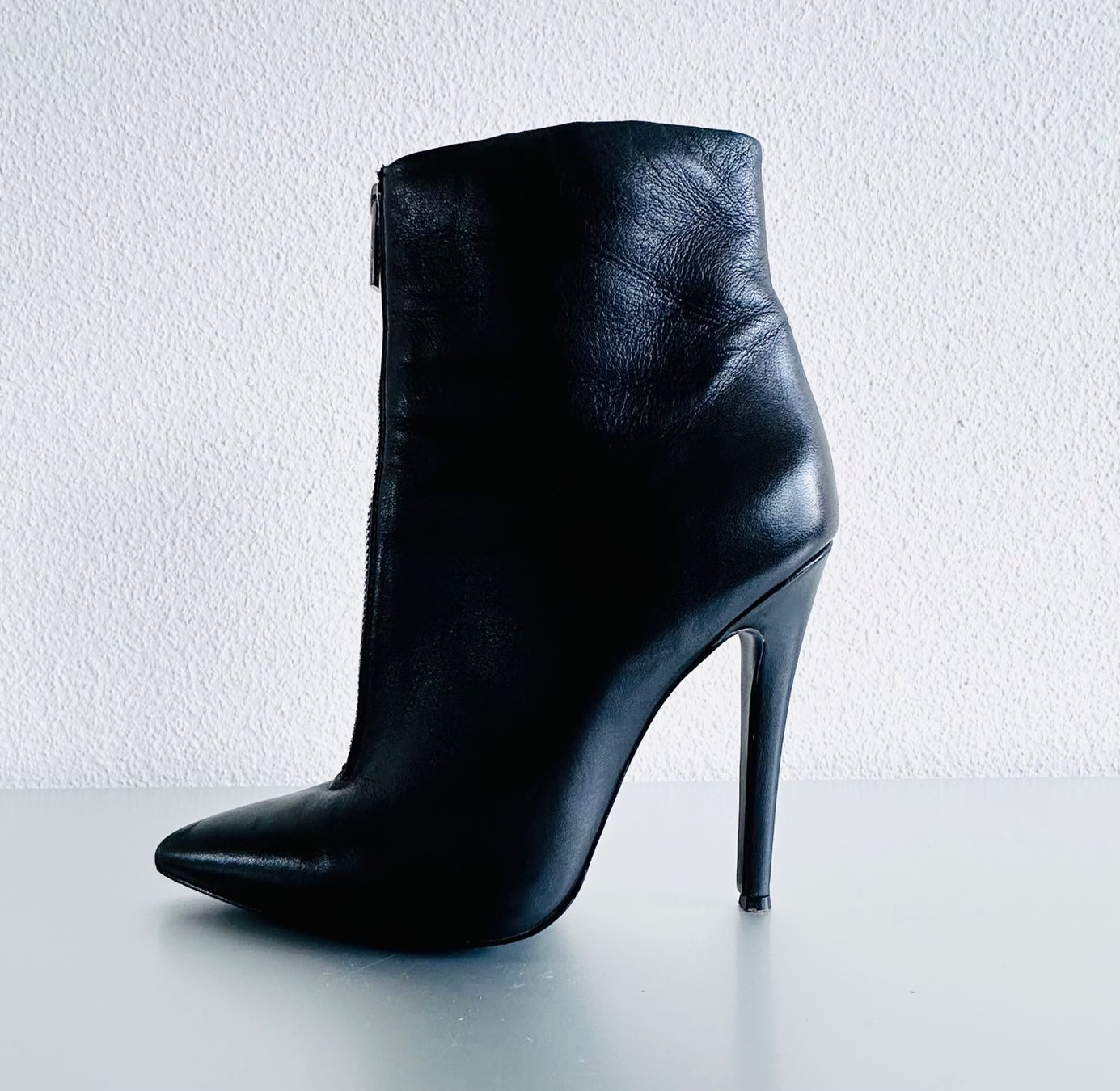Damenschuhe: High Heel Boots black size 41 heel 13 cm – Gebraucht aus Zürich von smackpix