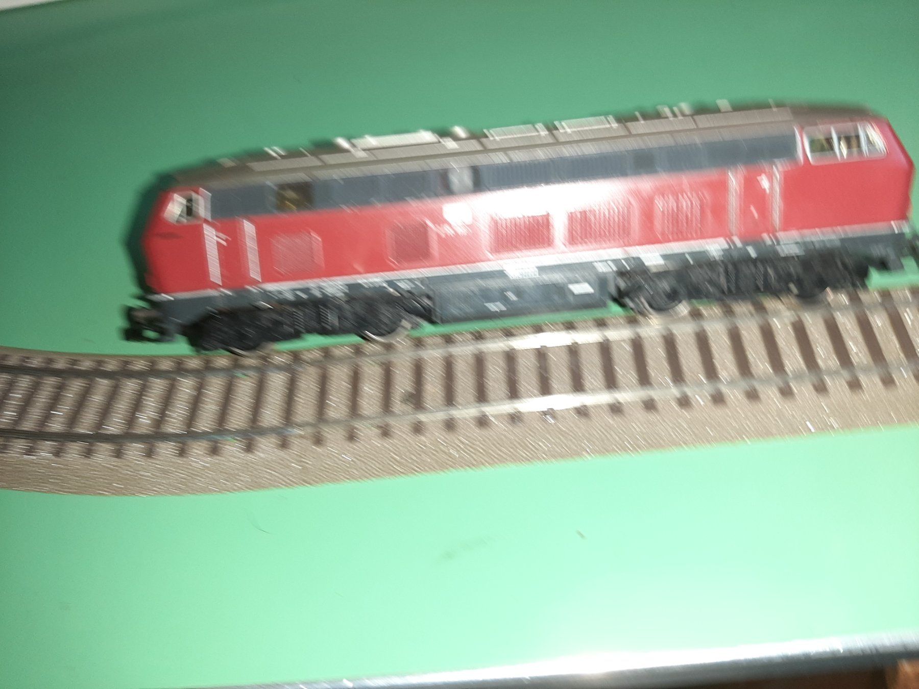 Märklin Modelleisenbahnen: MARKLIN HAMO DB 216 025-7 – Gebraucht aus Avully von RIVALIS